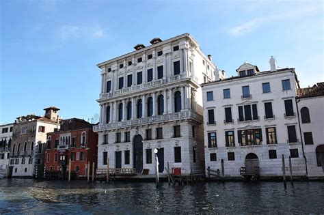 fondazione prada bisogna prenorare prima i biglietti|fondazione prada venice.